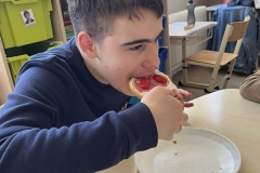 b04e449f-e804-49f2-9310-db81b8643731