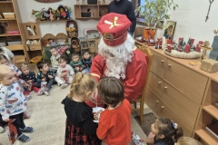 205f3264-4ae4-4c6b-97f2-67c6e792d64b