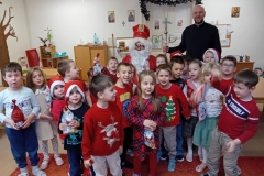 5a0ebbe6-6652-45a6-bed3-5dd461421bc4