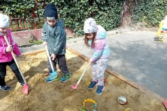 6d52c81a-6d79-4e74-b766-6f6f619e466e