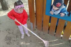 a0ff072a-677b-4053-bb16-a10583194f79